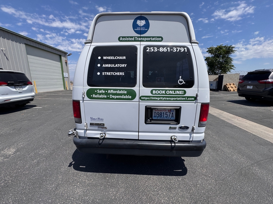 2014 Ford E-Series E-150 Van's photo