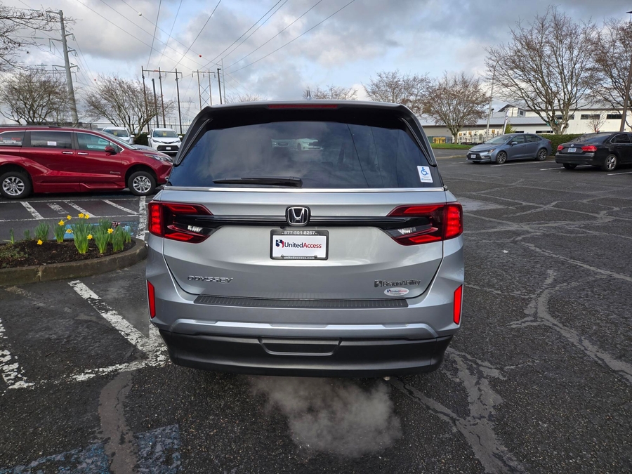 Used 2025 Honda Odyssey EX-L - BraunAbility Side Entry Entry In Floor Automatic Ramp