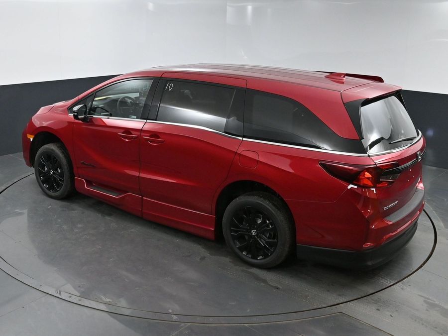 New 2025 Honda Odyssey Sport - BraunAbility Side Entry Entry In Floor Automatic Ramp
