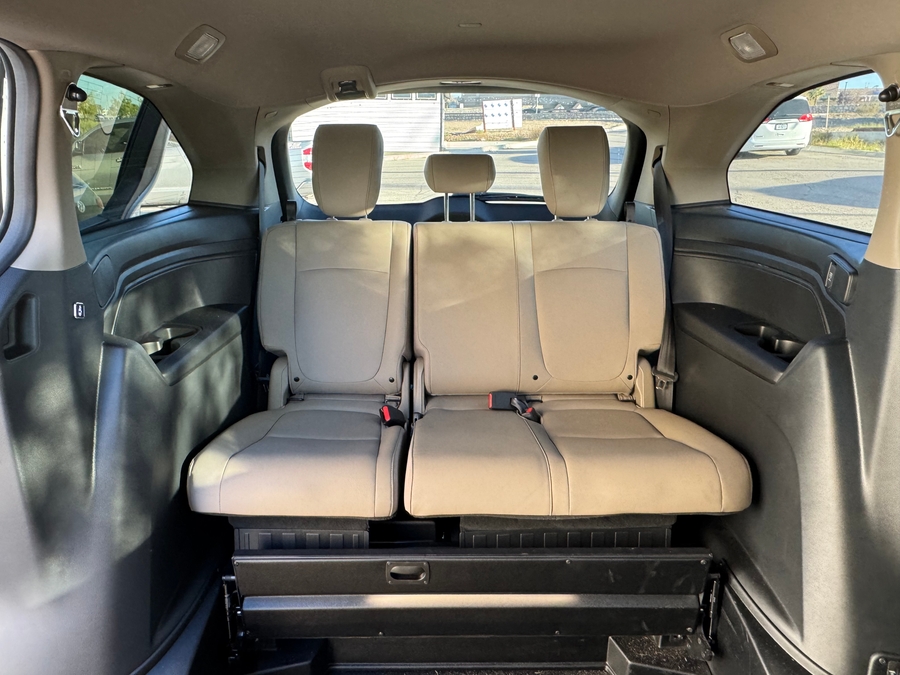 Used 2024 Honda Odyssey EX-L - BraunAbility Side Entry Entry In Floor Automatic Ramp