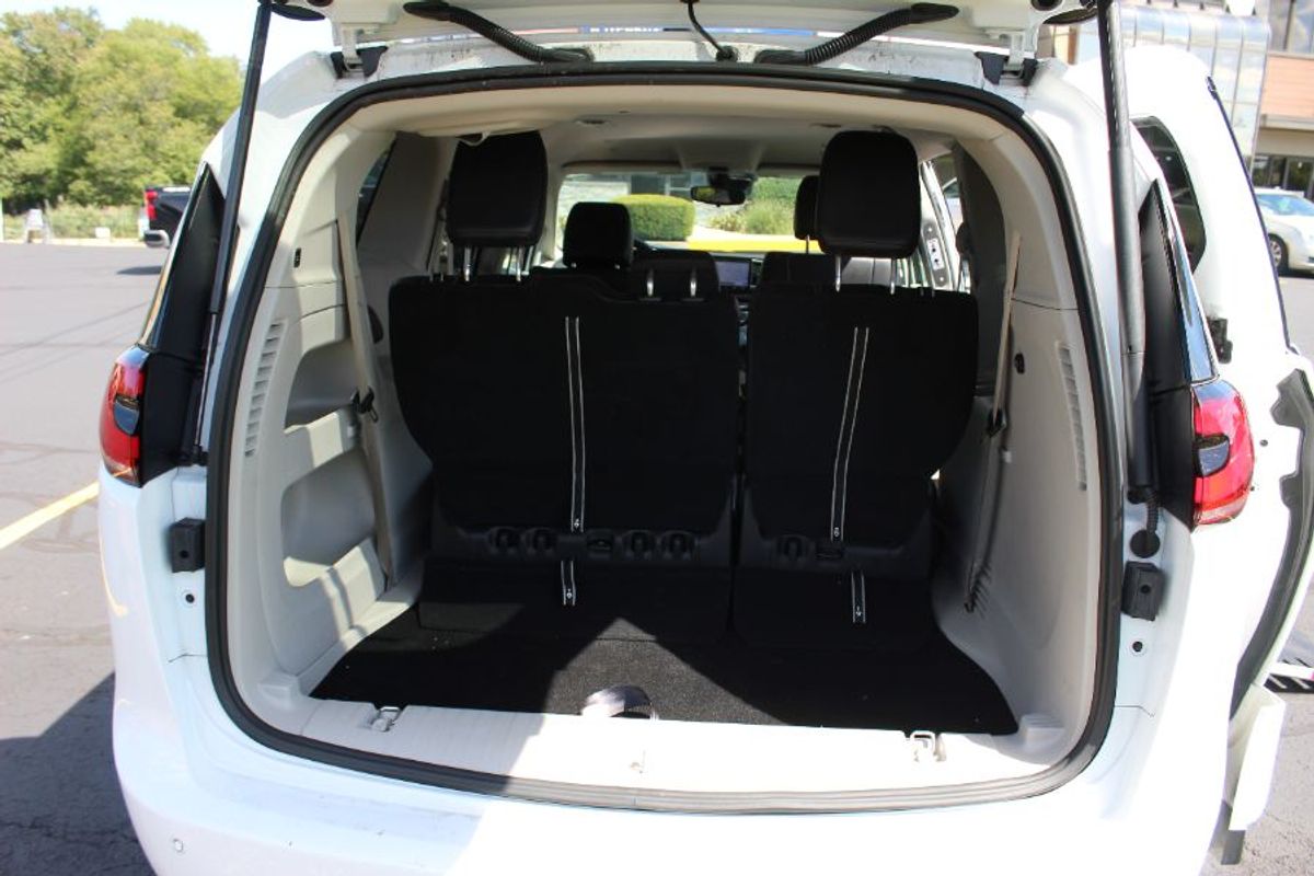 2024 CHRYSLER PACIFICA - Image 13