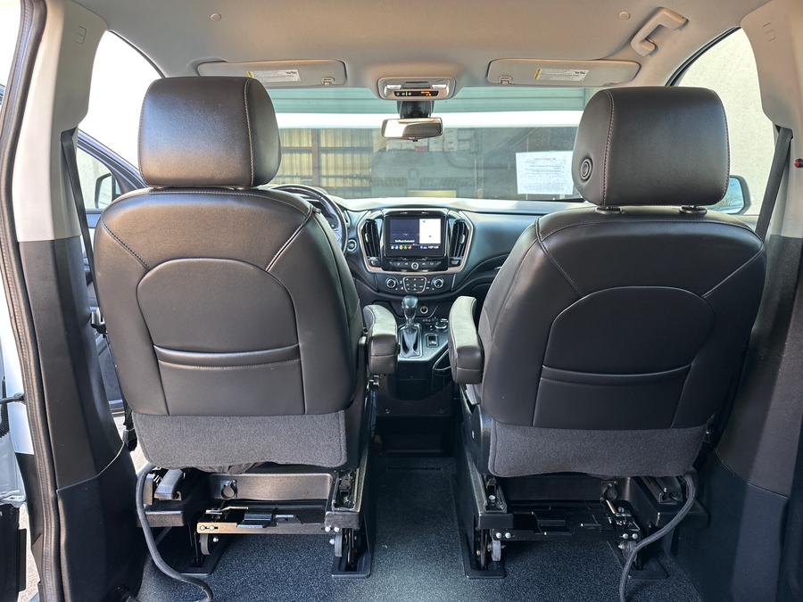 Used 2021 Chevrolet Traverse RS - BraunAbility Side Entry Entry In Floor Automatic Ramp