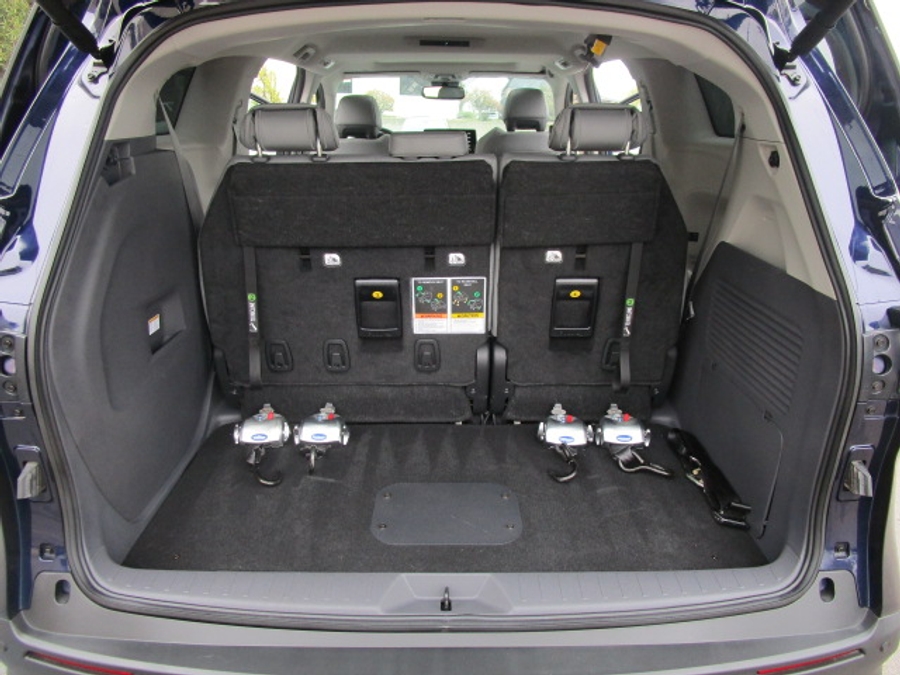 Used 2023 Toyota Sienna Hybrid XLE - BraunAbility Side Entry Entry Fold Out Automatic Ramp