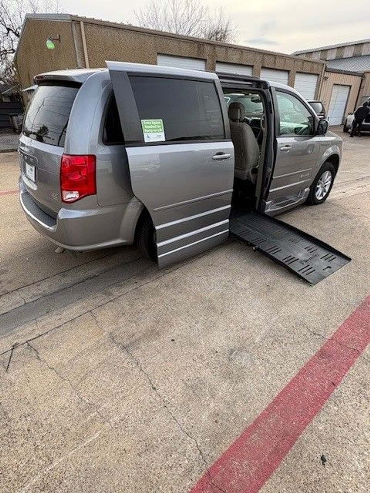 2014 DODGE GRAND CARAVAN - Image 11
