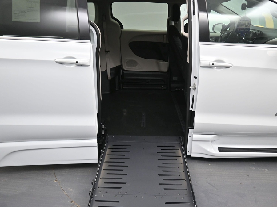 Used 2023 Chrysler Voyager LX - BraunAbility Side Entry Entry Fold Out Automatic Ramp