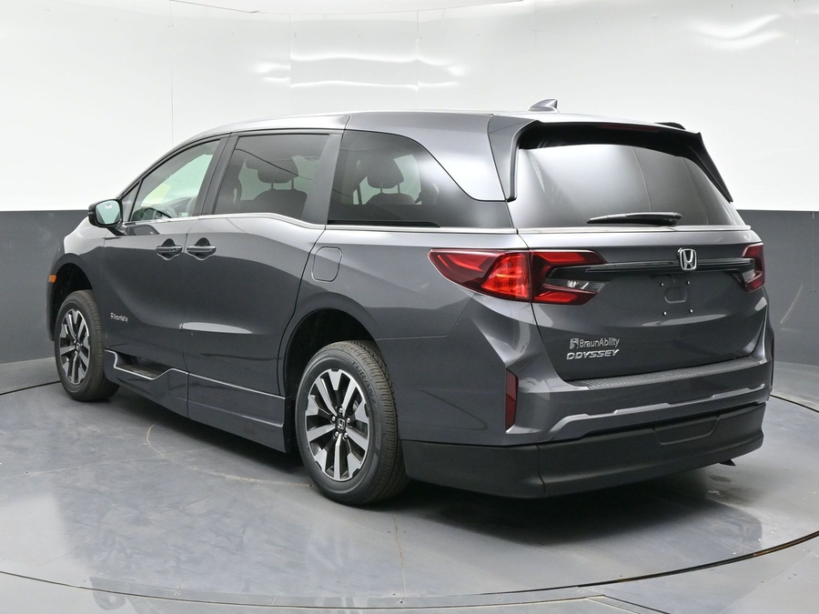 New 2026 Honda Odyssey EX-L - BraunAbility Side Entry In Floor Automatic Ramp