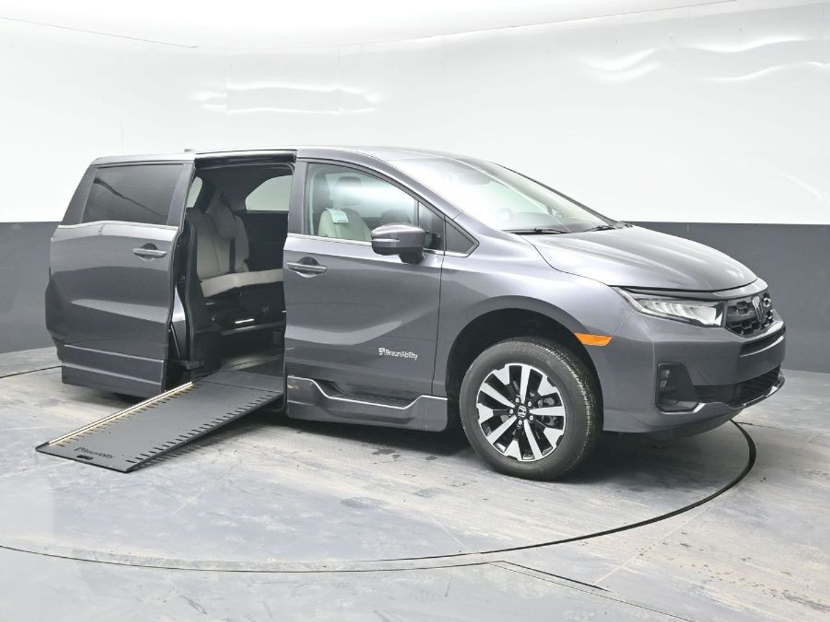 2026 Honda Odyssey EX-L's photo