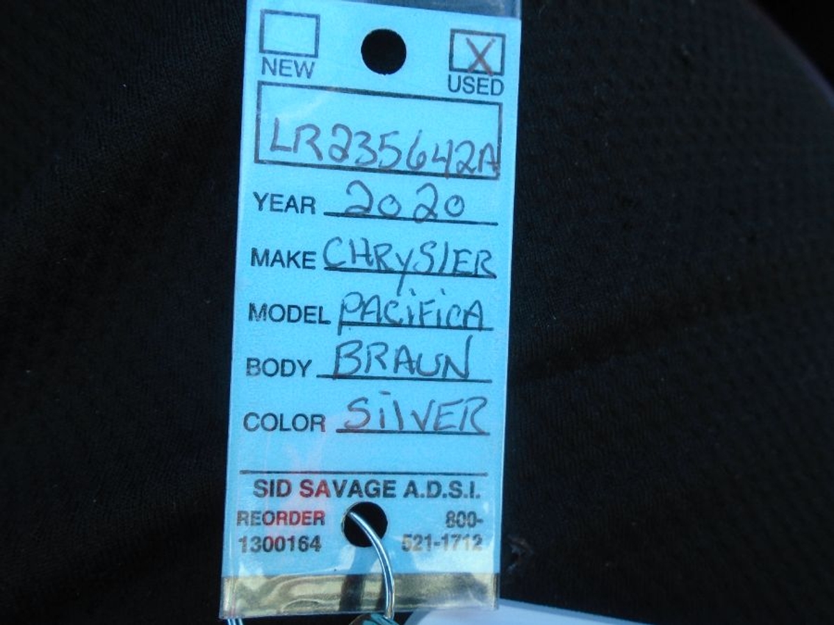 2020 CHRYSLER PACIFICA - Image 17