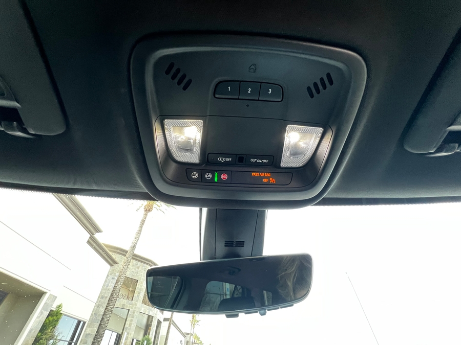 Used 2023 Chevrolet Traverse 2LT - BraunAbility Side Entry Entry In Floor Automatic Ramp