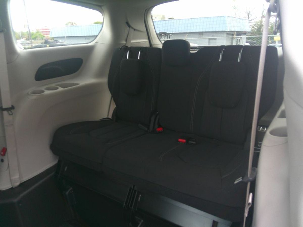 Blanco Chrysler Voyager número de imagen 16