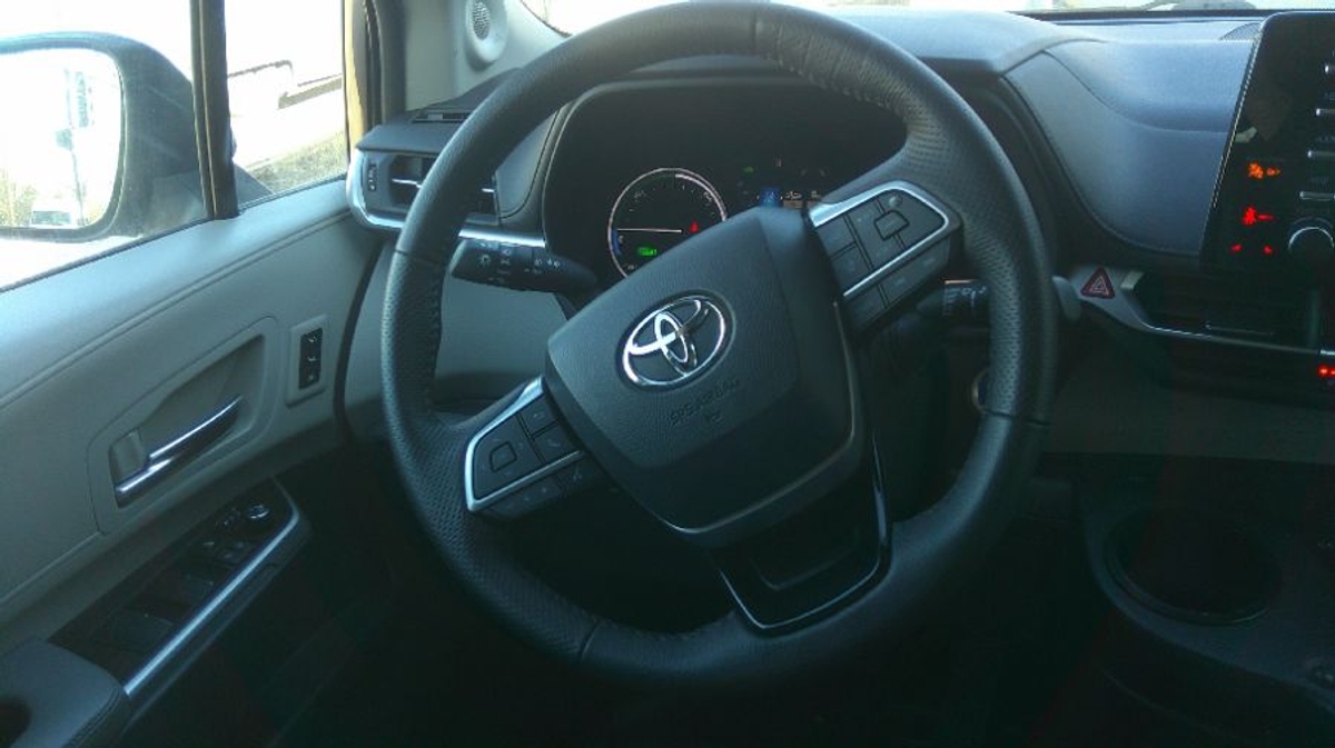 2021 TOYOTA SIENNA - Image 8
