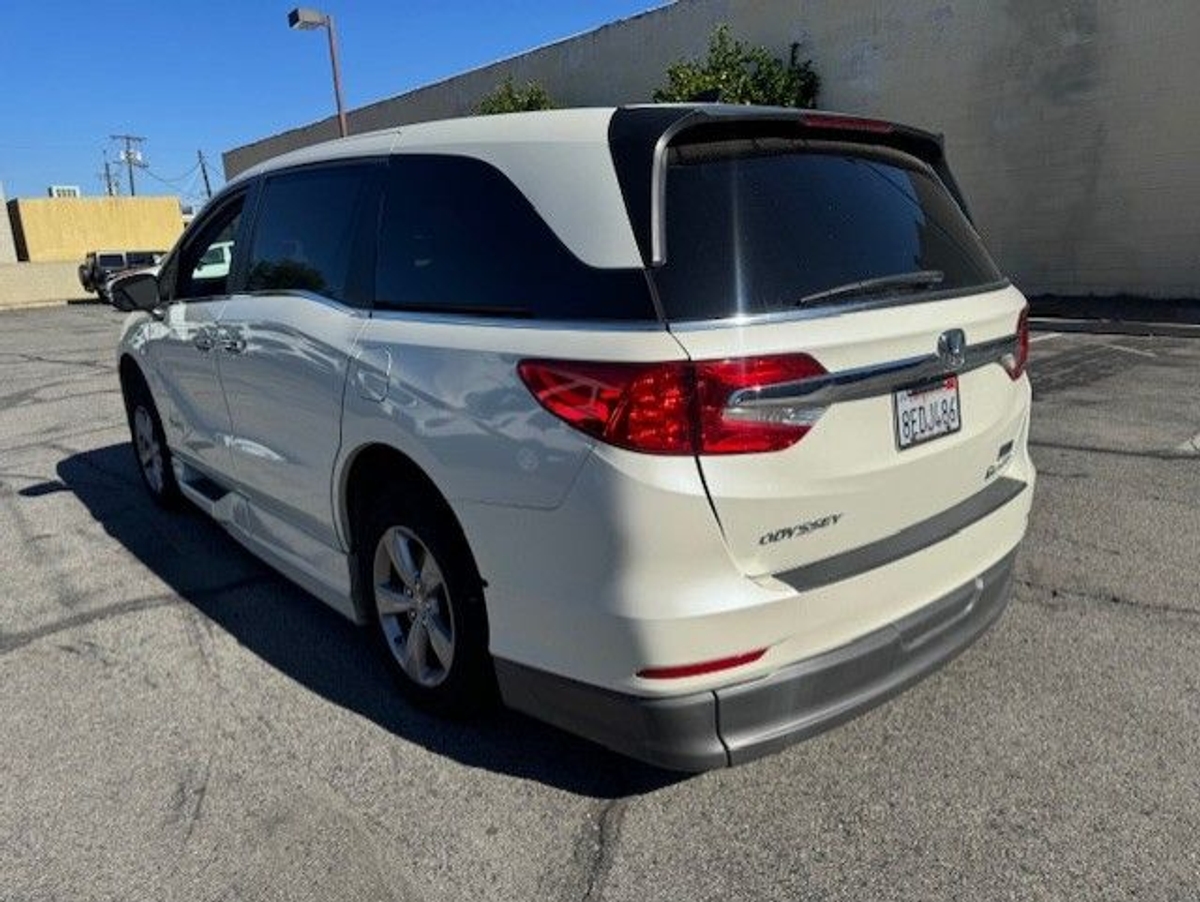 2018 HONDA ODYSSEY - Image 1