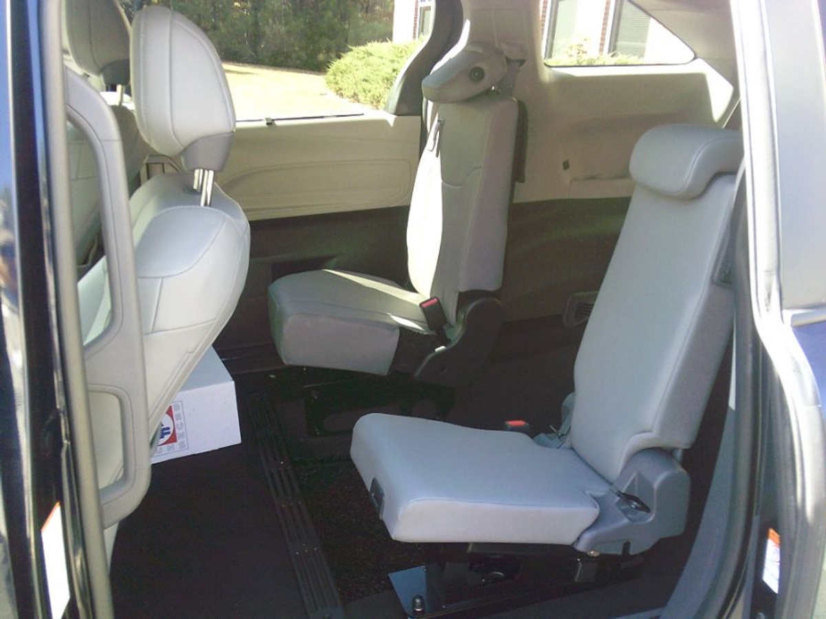 2024 TOYOTA SIENNA - Image 15