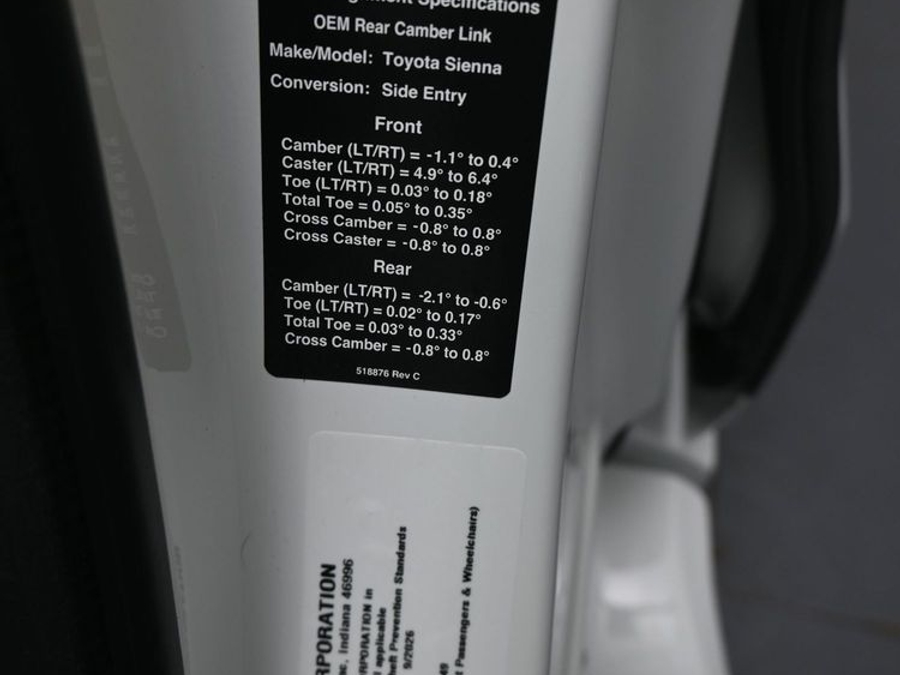 New 2026 Toyota Sienna Hybrid XSE Sport - BraunAbility Side Entry Fold Out Automatic Ramp
