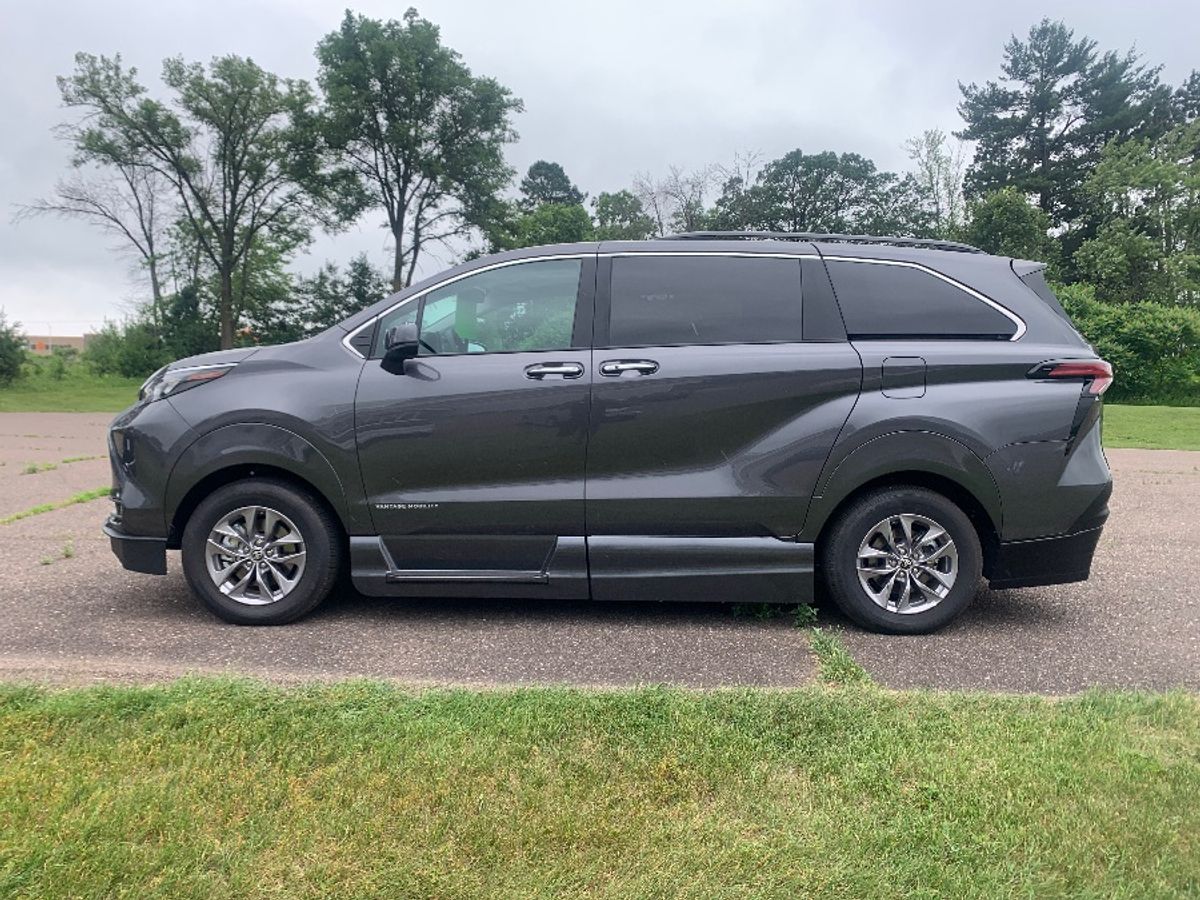 Metallic Gray Toyota Sienna with Side Entry Automatic In Floor ramp
