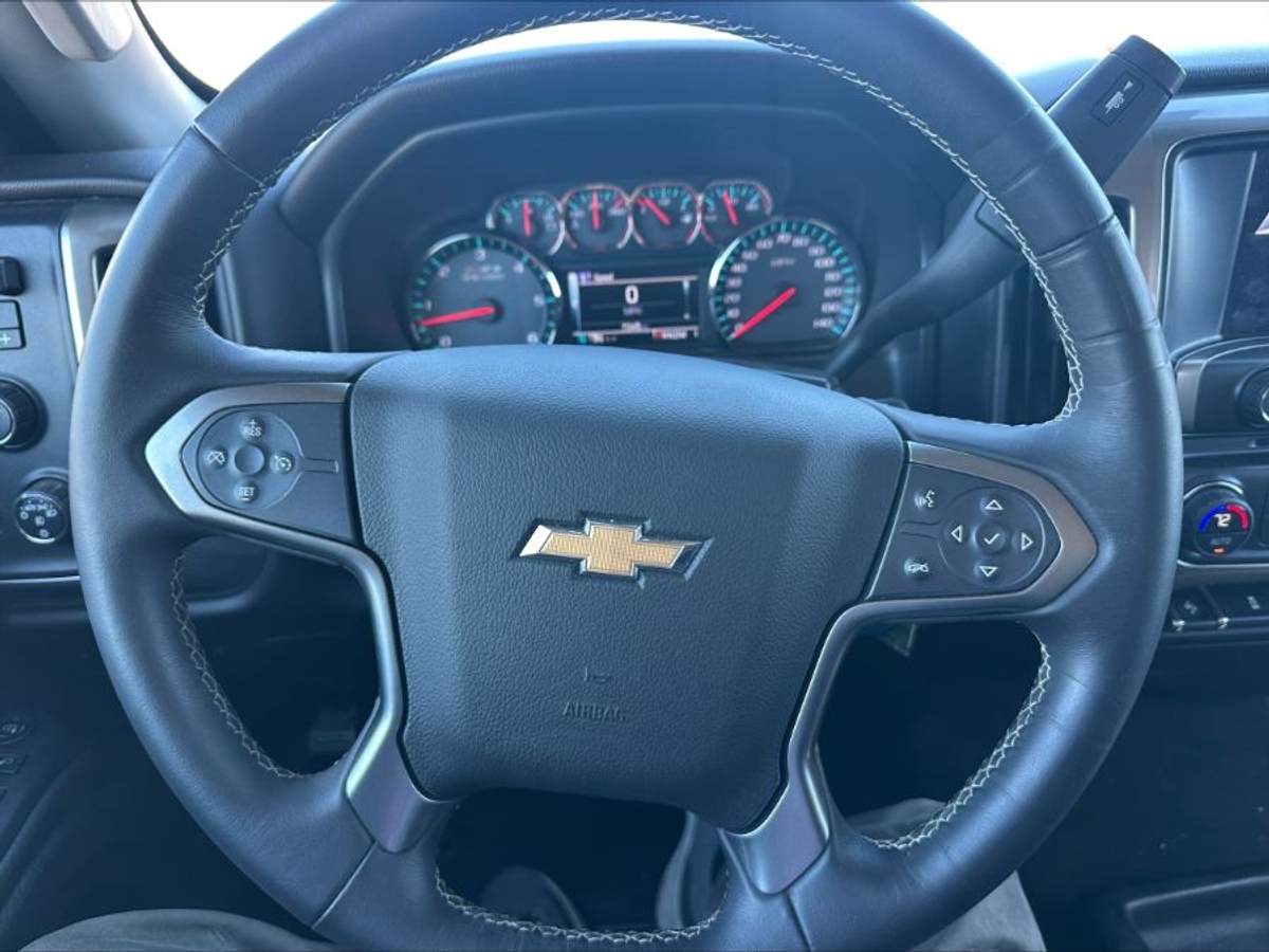 2016 CHEVROLET SILVERADO - Image 18