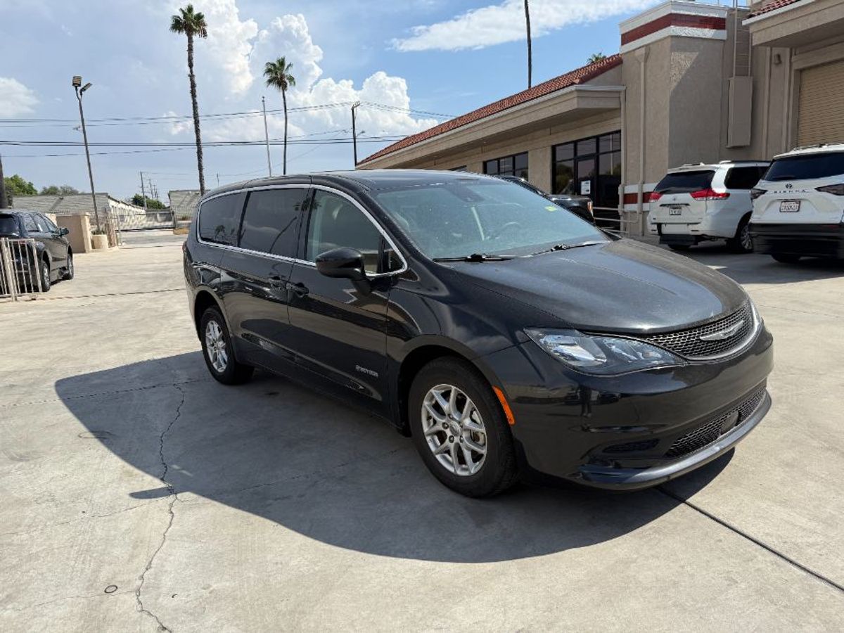 2024 CHRYSLER VOYAGER - Image 9