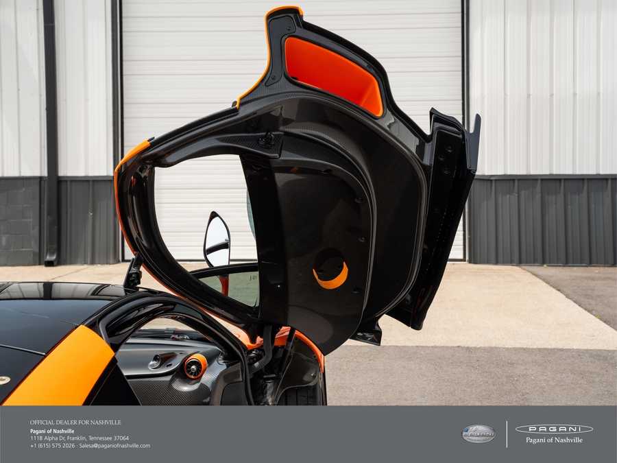 2015 McLaren P1