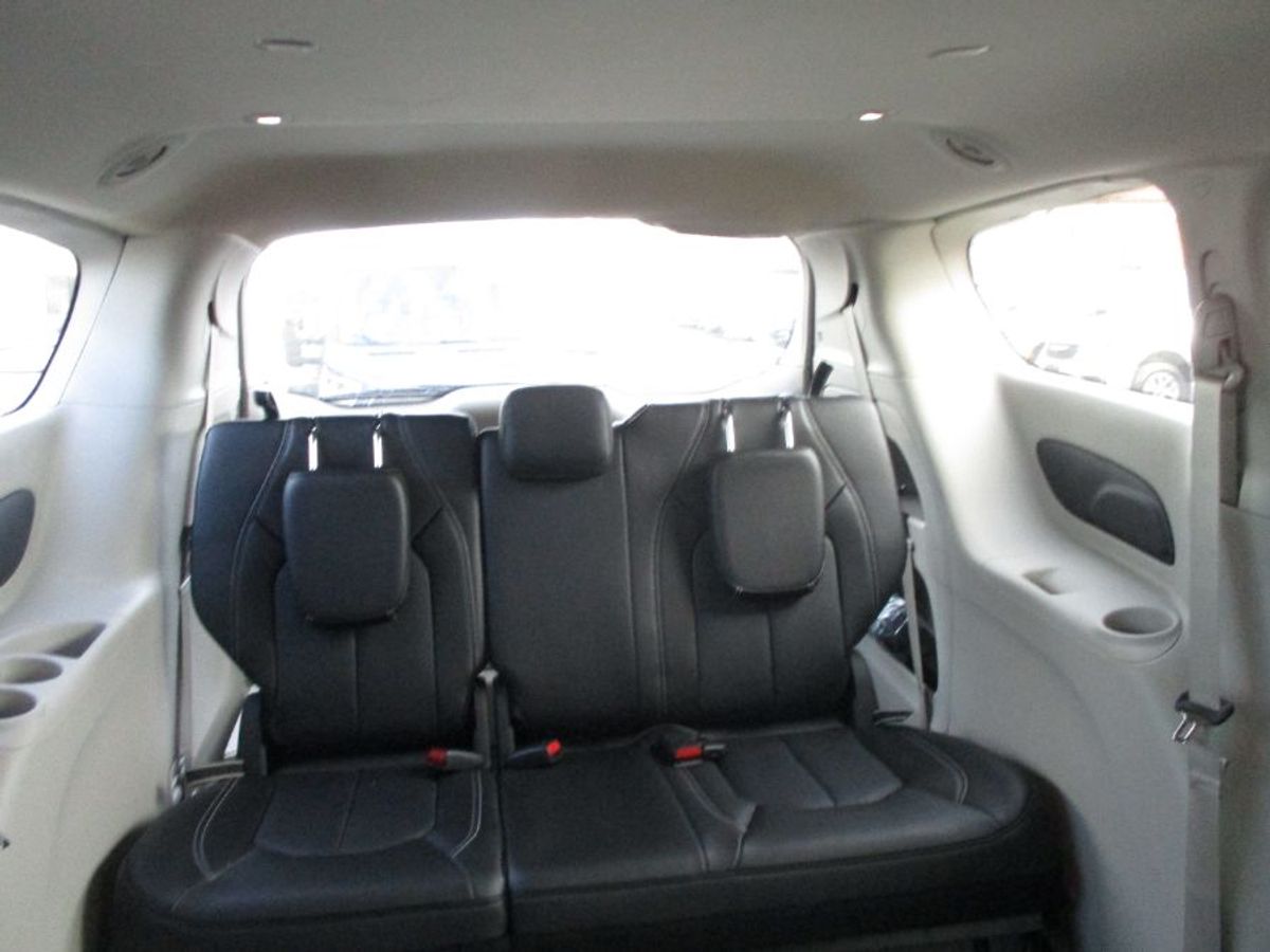 2024 CHRYSLER PACIFICA - Image 14