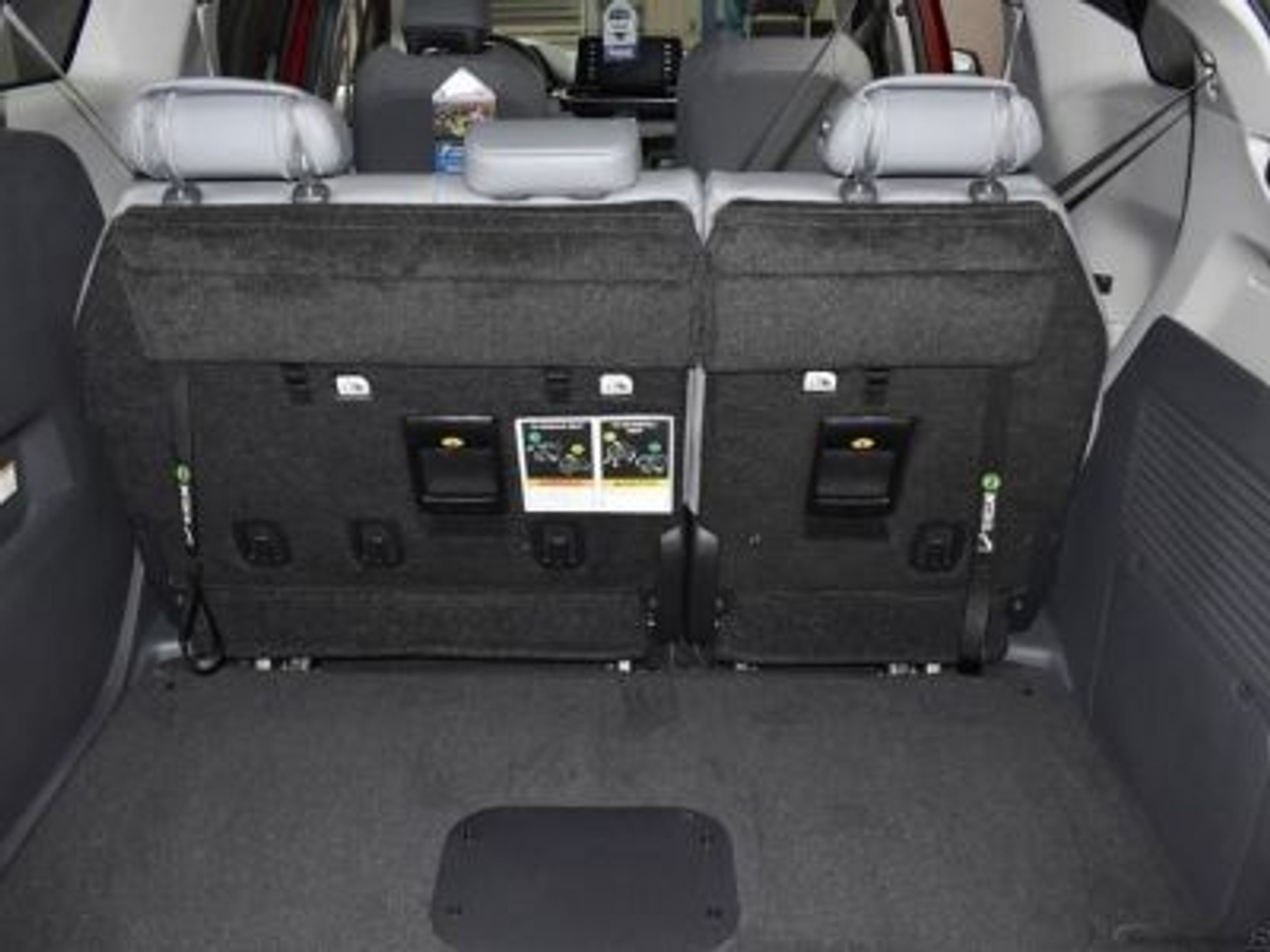 2021 TOYOTA SIENNA - Image 13