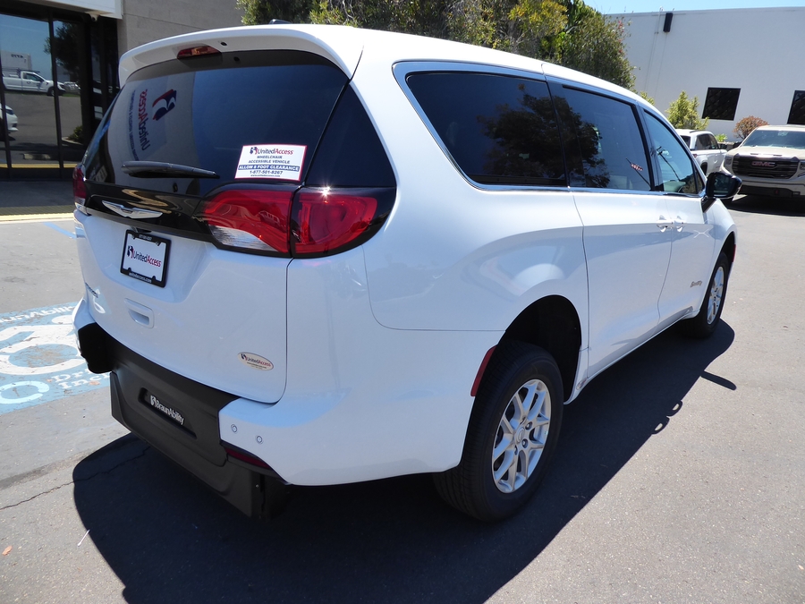 New 2026 Chrysler Voyager LX - BraunAbility Commercial Rear Entry Fold Out Manual Ramp