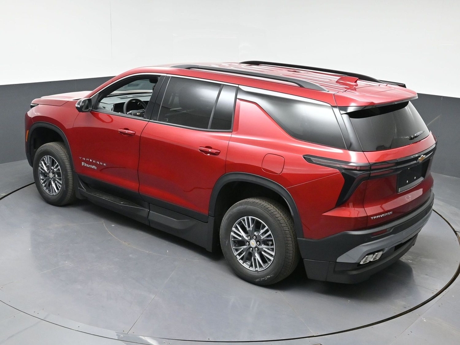 New 2026 Chevrolet Traverse 1LT - BraunAbility Side Entry In Floor Automatic Ramp