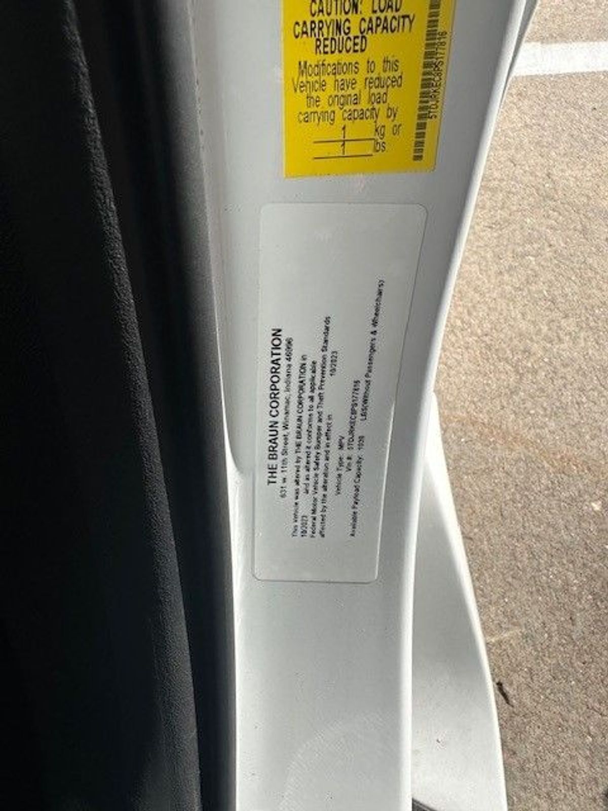 2023 Toyota Sienna XLE - Photo 14