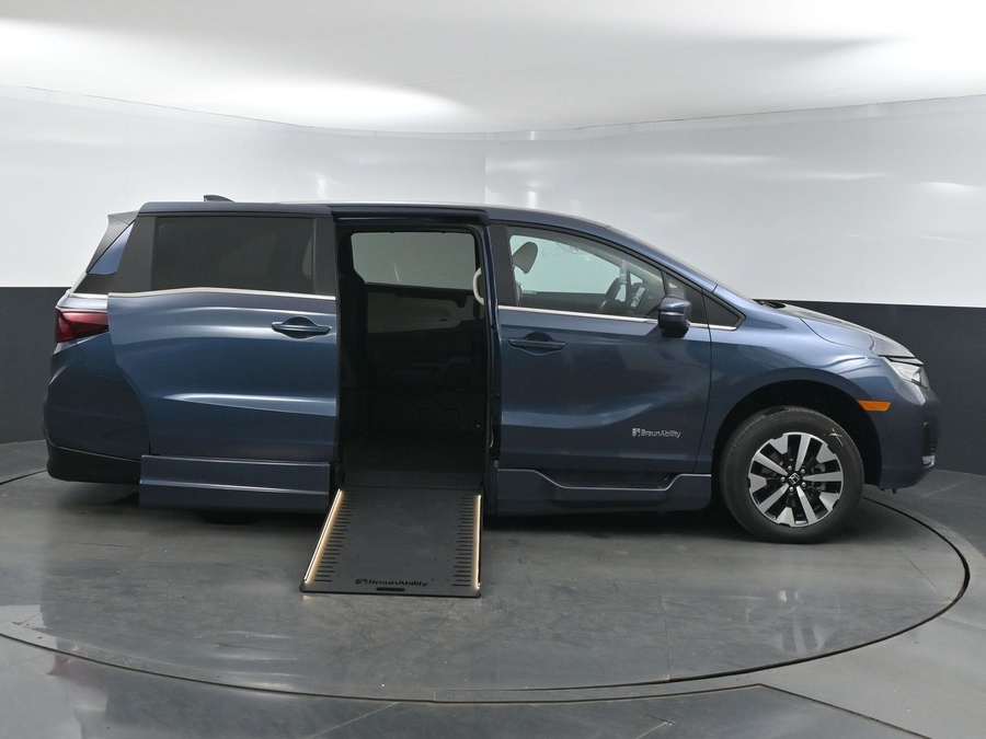 New 2026 Honda Odyssey EX-L - BraunAbility Side Entry Entry In Floor Automatic Ramp