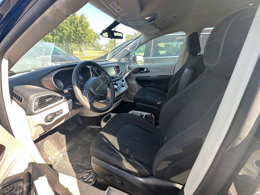 Used 2022 Chrysler Voyager LX -   Entry  Ramp