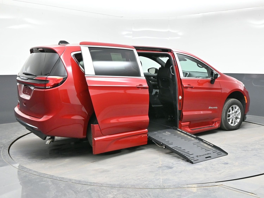 Red Chrysler Pacifica image number 6