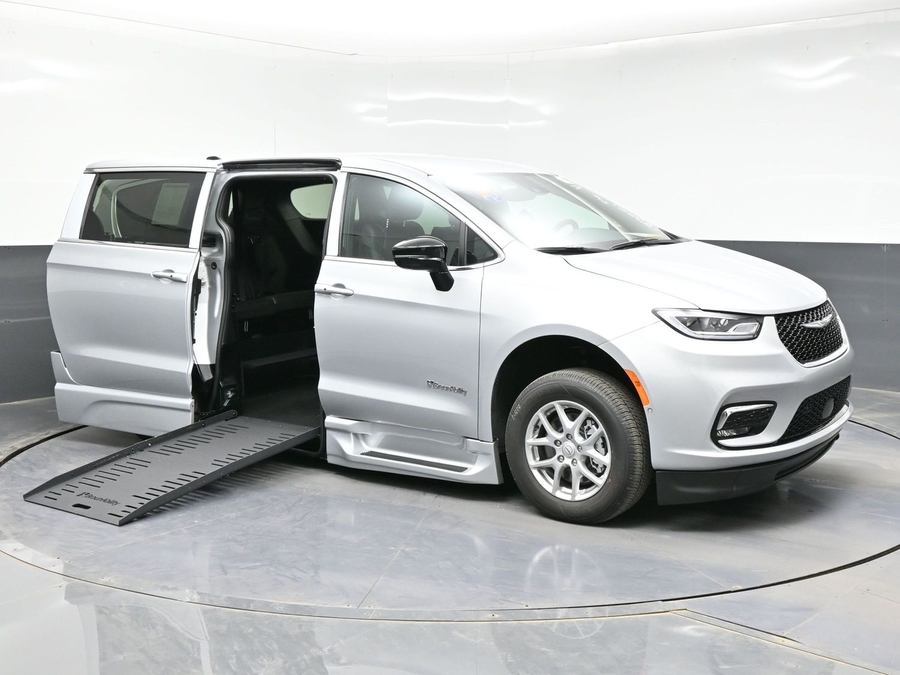 Silver Chrysler Pacifica with Side Entry Automatic Fold Out ramp