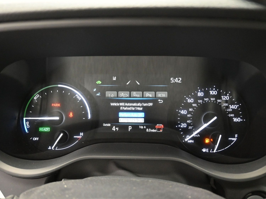 Black Toyota Sienna image number 15