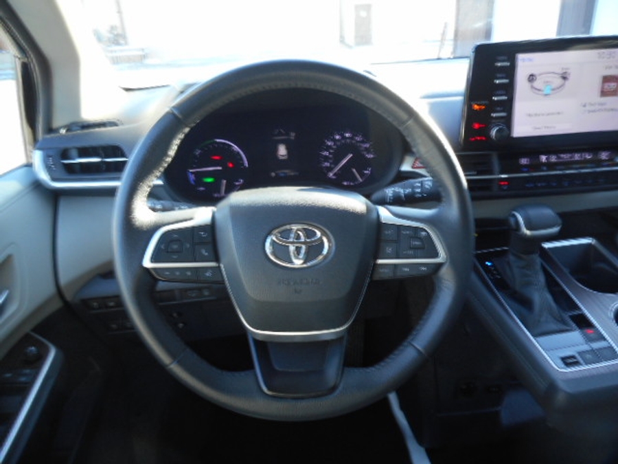 2021 TOYOTA SIENNA - Image 19