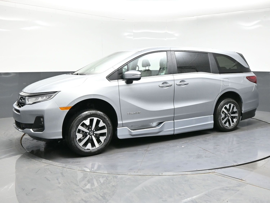 New 2026 Honda Odyssey EX-L - BraunAbility Side Entry Entry In Floor Automatic Ramp