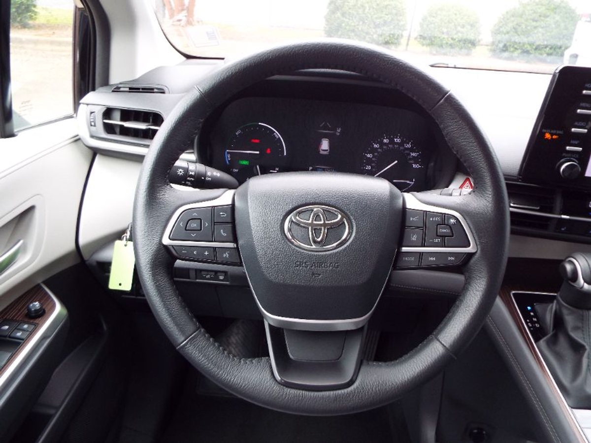 2024 TOYOTA SIENNA - Image 23