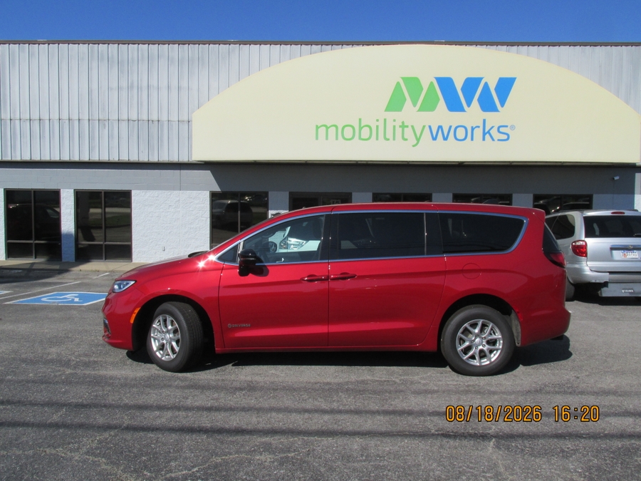 Red Chrysler Pacifica image number 7