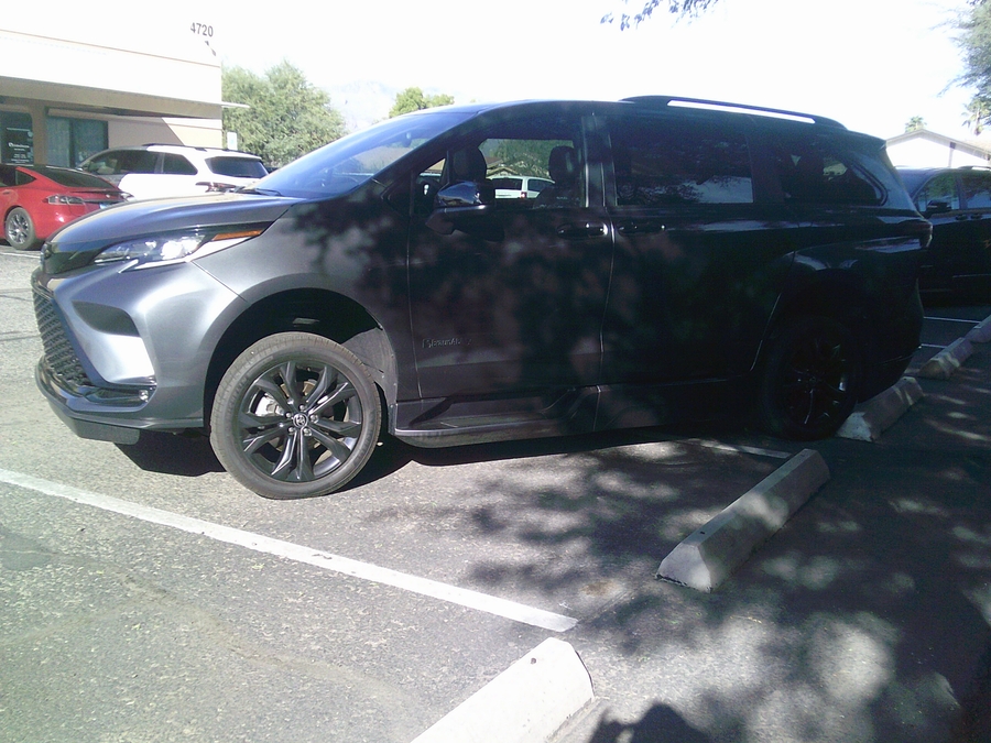 Used 2025 Toyota Sienna Hybrid XSE Sport - BraunAbility Side Entry In Floor Automatic Ramp
