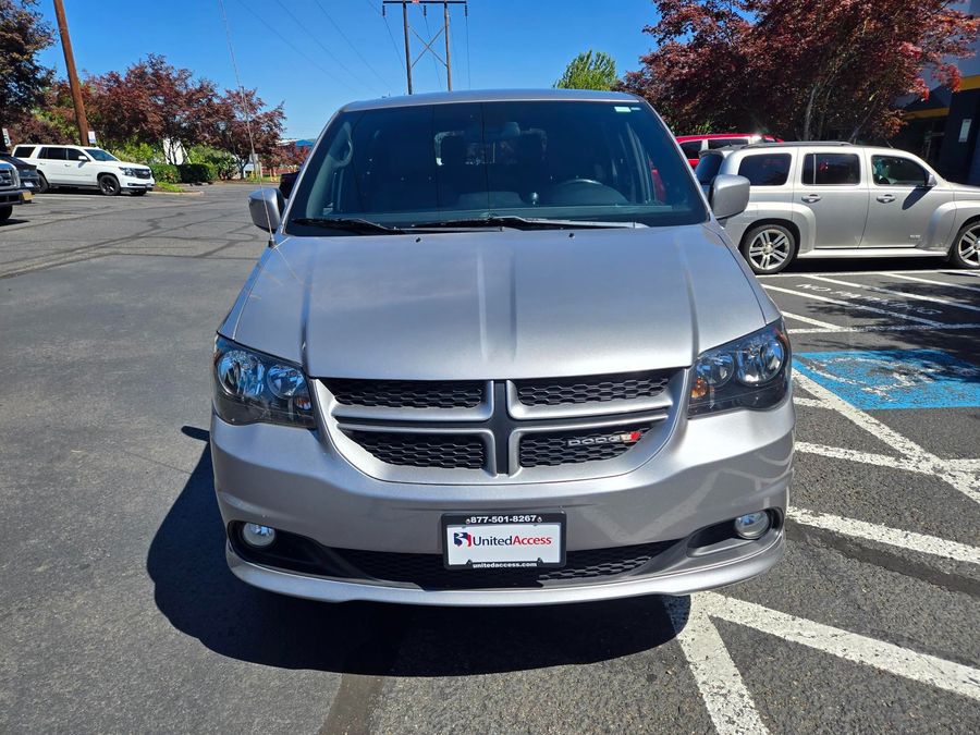 Used 2019 Dodge Grand Caravan GT - BraunAbility Side Entry Entry Fold Out Automatic Ramp