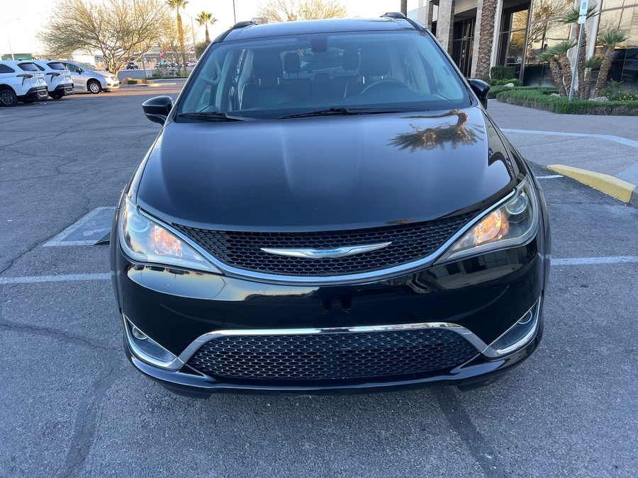 Used 2017 Chrysler Pacifica Touring L - VMI Side Entry Entry In Floor Automatic Ramp