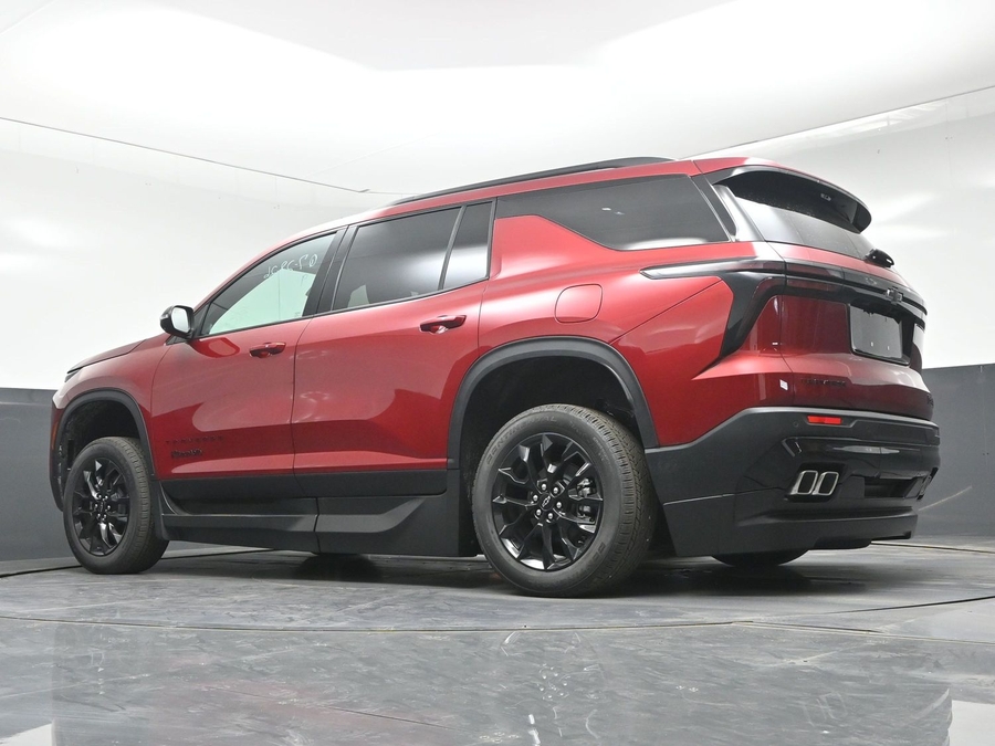 New 2026 Chevrolet Traverse 1LT Midnight - BraunAbility Side Entry In Floor Automatic Ramp