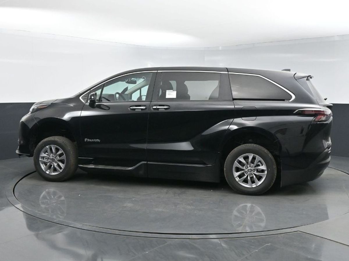 2024 TOYOTA SIENNA - Image 22