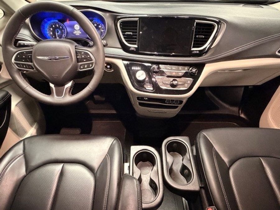 Used 2023 Chrysler Pacifica Touring L Safety - BraunAbility Side Entry Entry In Floor Automatic Ramp