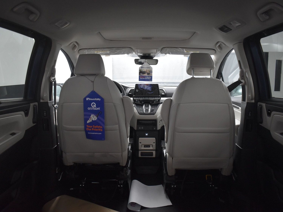 New 2026 Honda Odyssey EX-L - BraunAbility Side Entry Entry In Floor Automatic Ramp