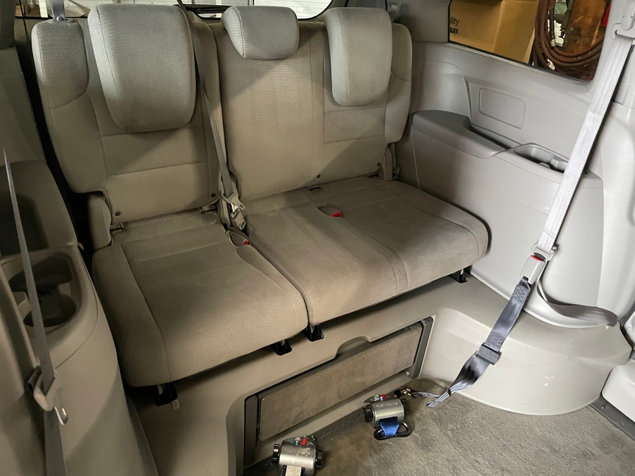 Used 2012 Honda Odyssey EX - BraunAbility Side Entry Entry Fold Out Automatic Ramp