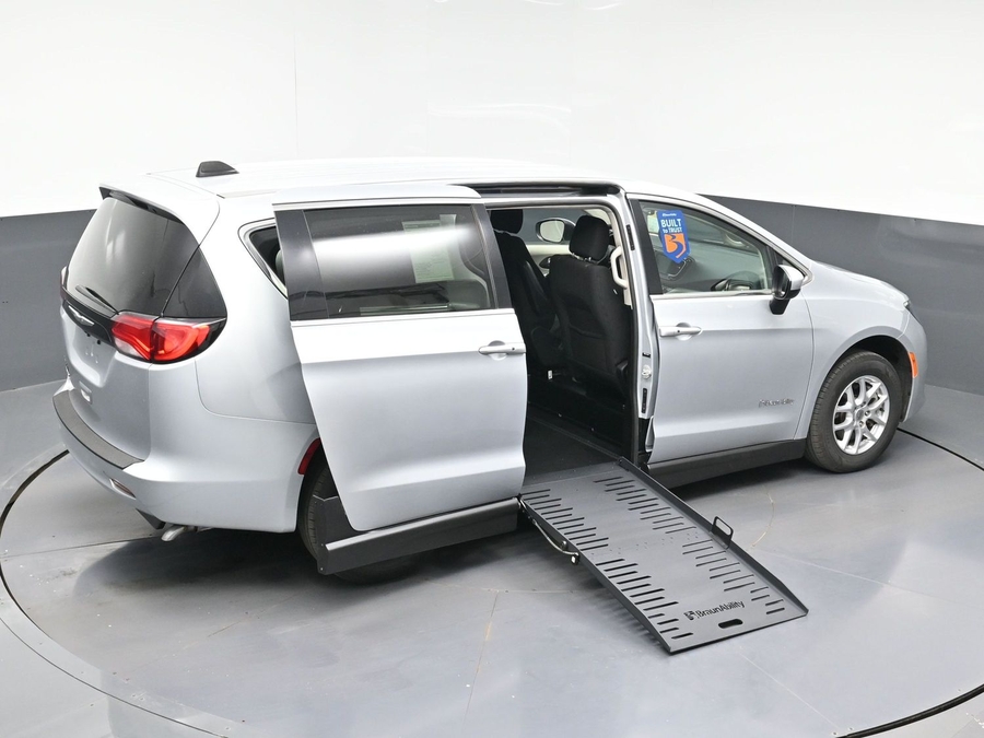 Used 2023 Chrysler Voyager LX - BraunAbility Side Entry Entry Fold Out Manual Ramp
