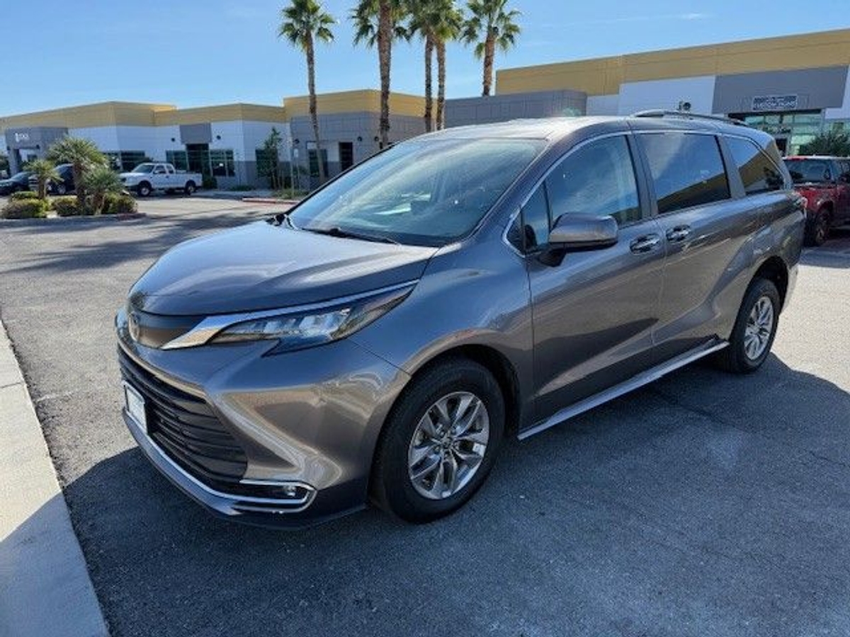 2024 TOYOTA SIENNA - Image 22