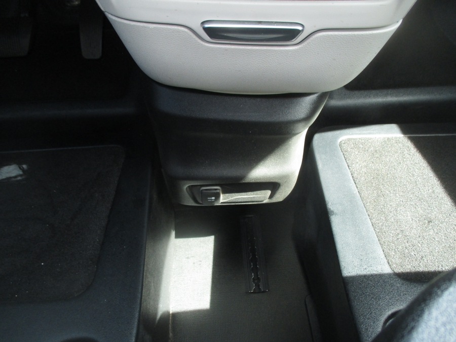 2024 Chrysler Pacifica Touring L - Photo 15