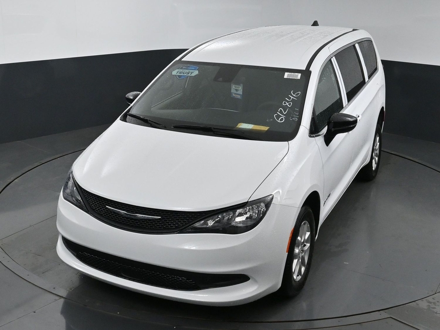 New 2025 Chrysler Voyager LX - BraunAbility Rear Entry Entry Fold Out Manual Ramp