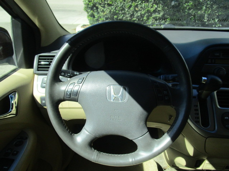Used 2008 Honda Odyssey EX-L - BraunAbility Side Entry In Floor Automatic Ramp
