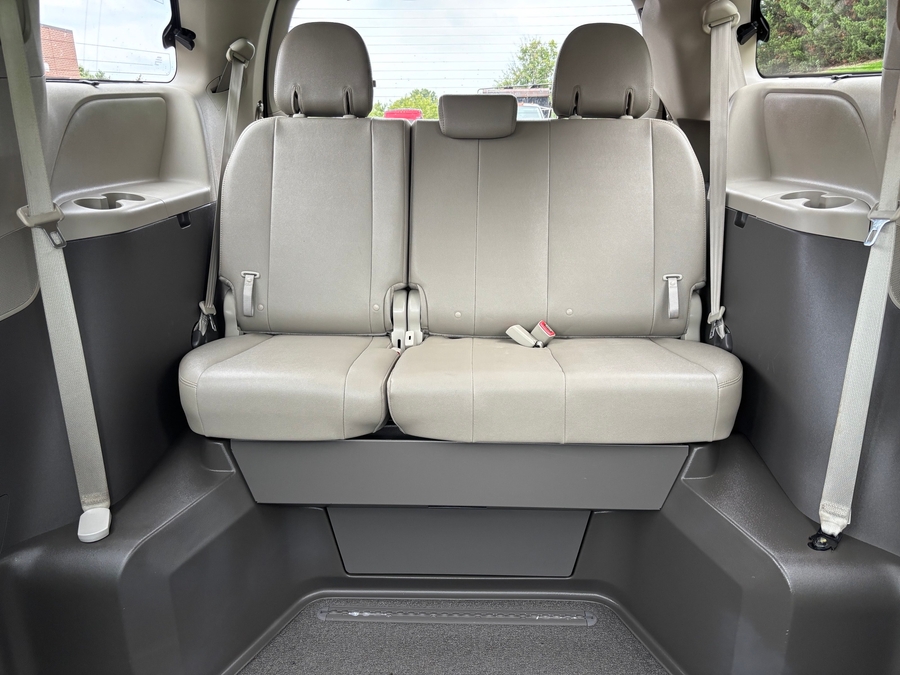 Used 2016 Toyota Sienna XLE - VMI Side Entry In Floor Automatic Ramp